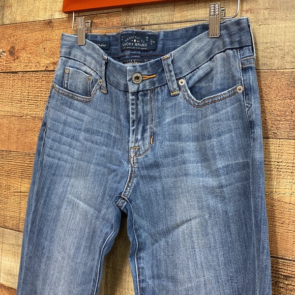 Lucky Brand Sweet Jean Straight Leg Denim - Picture 2 of 6